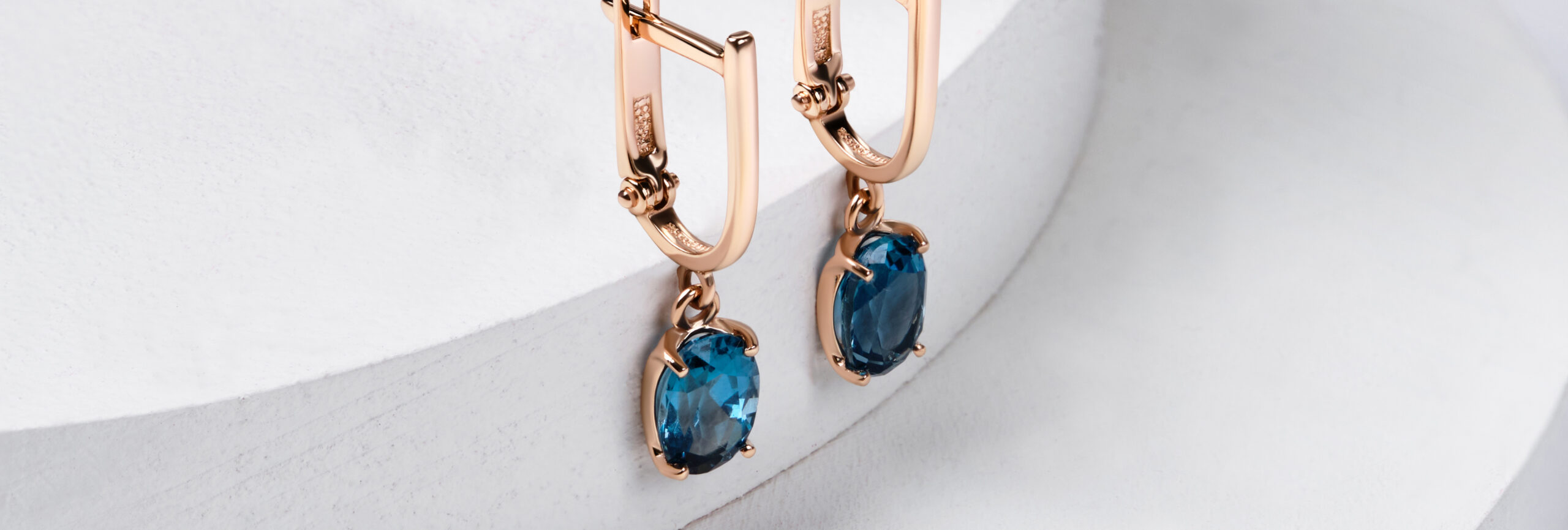 14K T.T. Diamond Triangle Swirl Earrings