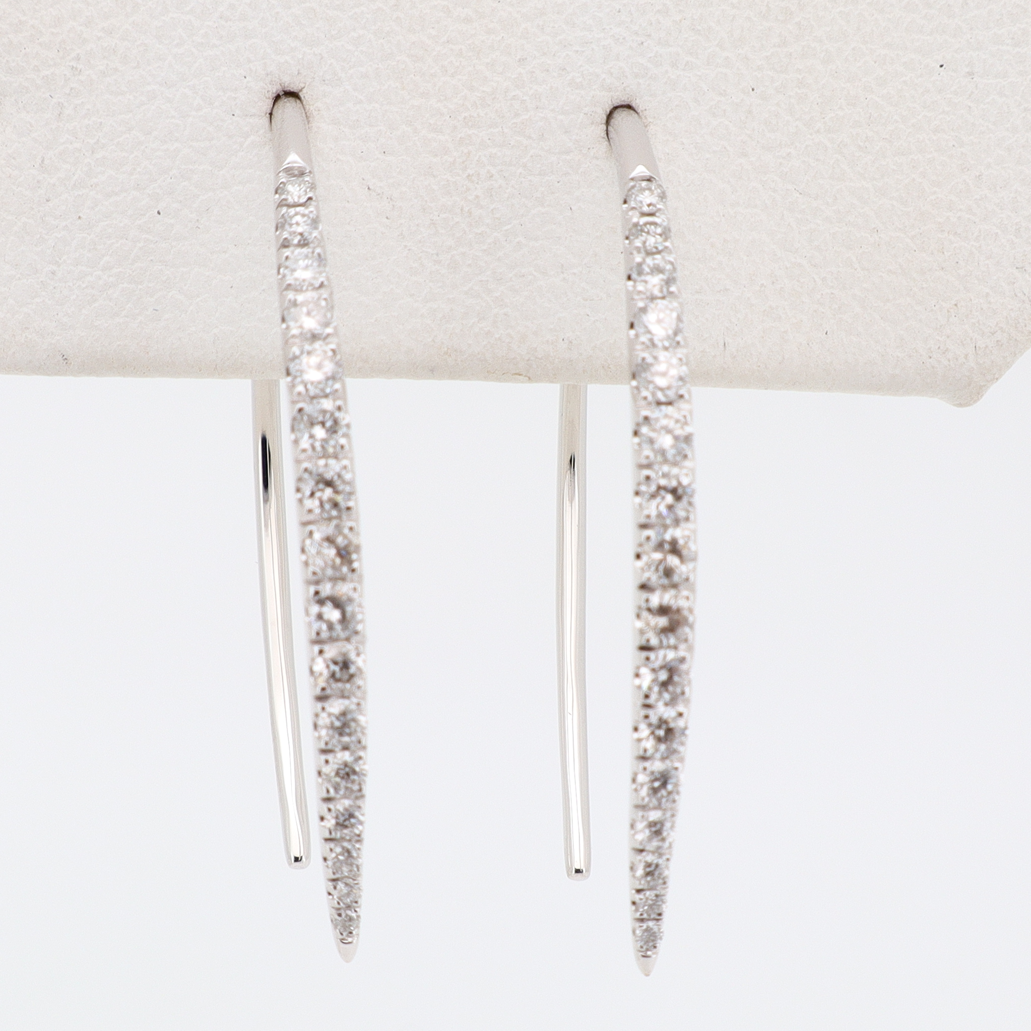 14KW Diamond Wire Earrings