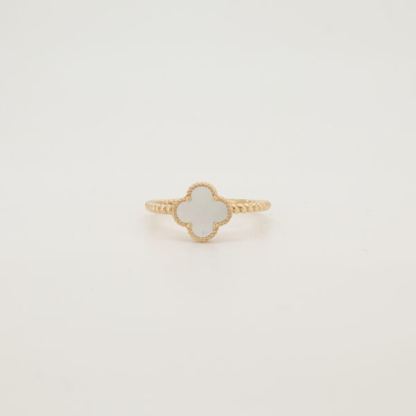 14KY Mother of Pearl Clover Ring
