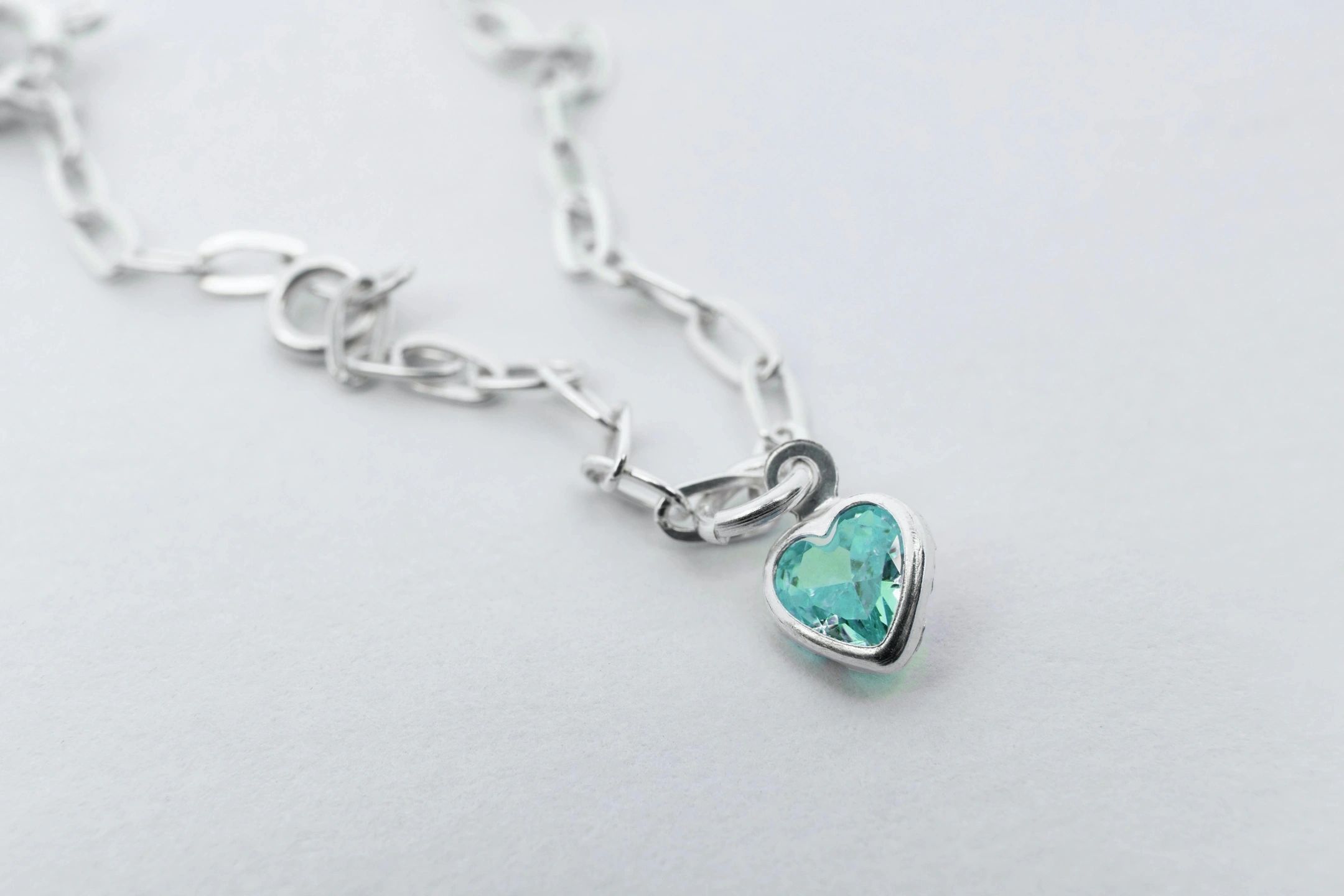 14KW Diamond Bar Necklace